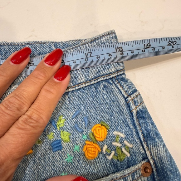 NWT – Polo Ralph Lauren – The Slim Taper Embroidered Jeans – Size 31 R - Picture 14 of 15